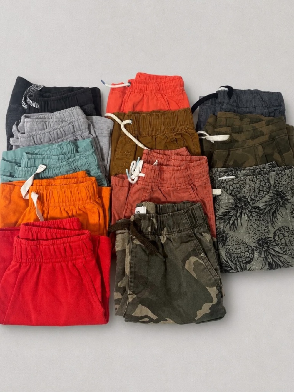 Custom Variety Brands Boys Size S (6-7) Bundle of (12) Elastic-Waist Shorts EUC